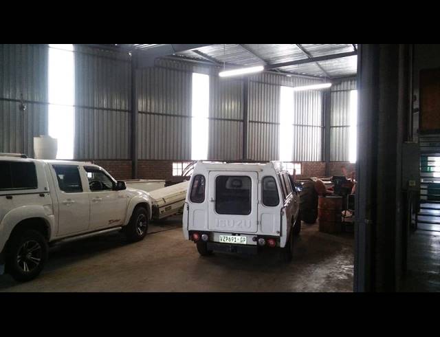 1,320M² WAREHOUSE FOR SALE IN RANDFONTEIN CENTRAL
